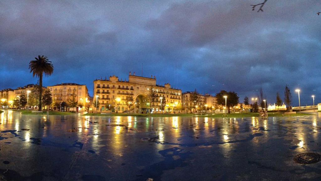 Apartamento Urieli Santander Bagian luar foto