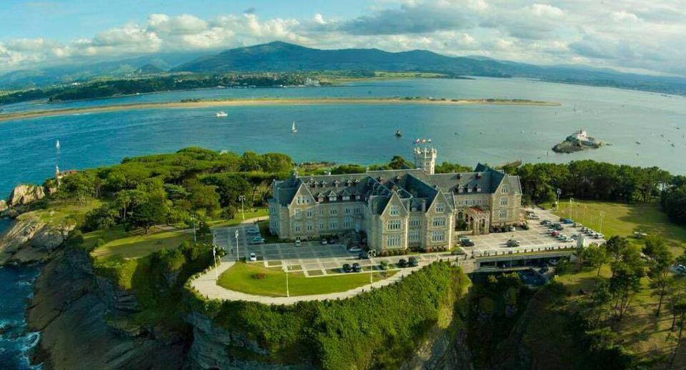 Apartamento Urieli Santander Bagian luar foto